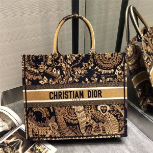 迪奥中文官网正品BOOK TOTE DIOR ANIMALS刺绣帆布托特包购物袋