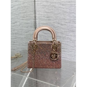 迪奥官网DIOR Lady最新圣诞限量版刺绣珠子三格戴妃包