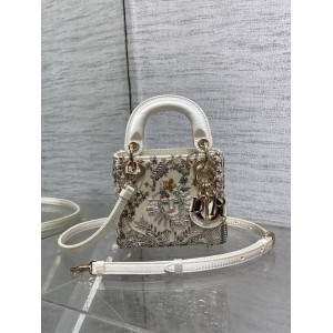 dior中国官网迪奥Lady限量手工珠子micro系列戴妃包
