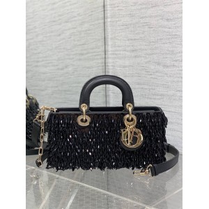 dior专柜迪奥Lady D-Joy 中号（最新限量版珠子横版戴妃包）