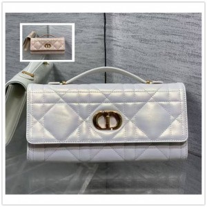 dior法国官网迪奥 S5221 Miss Caro Top Handle 手拿包（珠光）