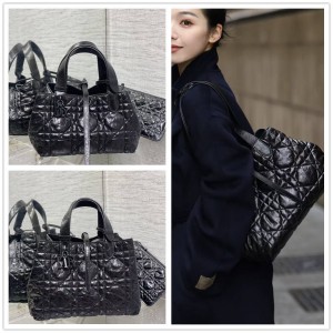 迪奥包包M2822/M2821 小号/中号 Dior Toujours 手提包（油蜡皮）