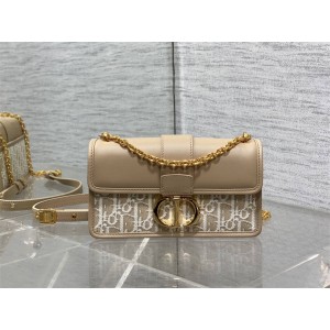 dior美国官网迪奥M9334 30 Montaigne East-West 链条包老花蒙田包