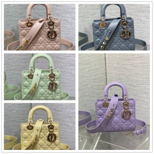 迪奥专卖店 M0538 Lady Dior My ABC 小号字母肩带四格戴妃包