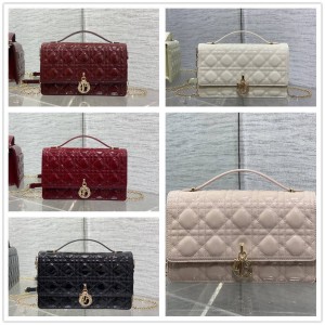 迪奥香港官网 M0997 My Dior Top Handle 漆皮手提包