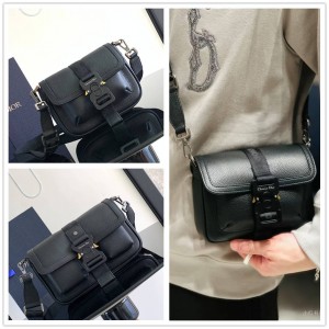 迪奥男包 2ESCA458/1HTME165 Dior Hit the Road 斜挎包