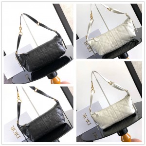 dior美国官网迪奥 M2416/M2417 小号/中号 D-Journey 手袋