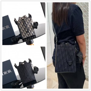 dior官方网站迪奥 2LECA594 水桶包斜挎包