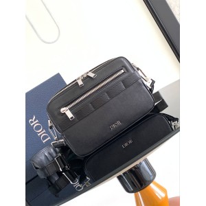 DIOR迪奥男包 1ESPO206 Safari 手袋（附肩带）相机包22409