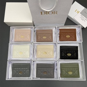 迪奥美国官网 S5130 Dior Caro Freesia 卡夹卡包