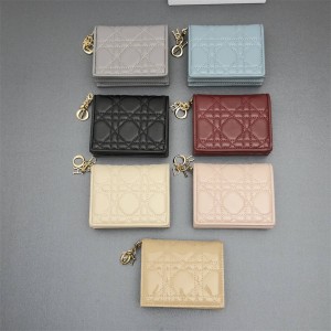 迪奥价格 S0178 迷你 Lady Dior Gardenia 钱包（羊皮）