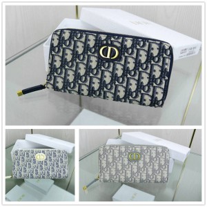 迪奥dior官网 S2189 30 Montaigne Voyageur CD长款钱包