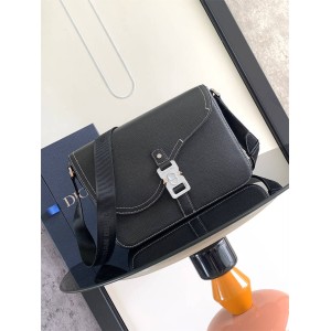 dior香港官网迪奥 1ADME162 中号马鞍翻盖信使包