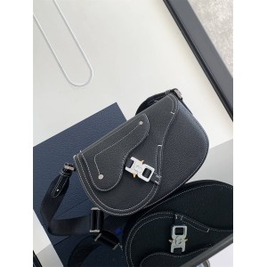 dior美国官网迪奥 1ADPO325 马鞍信使包斜挎包